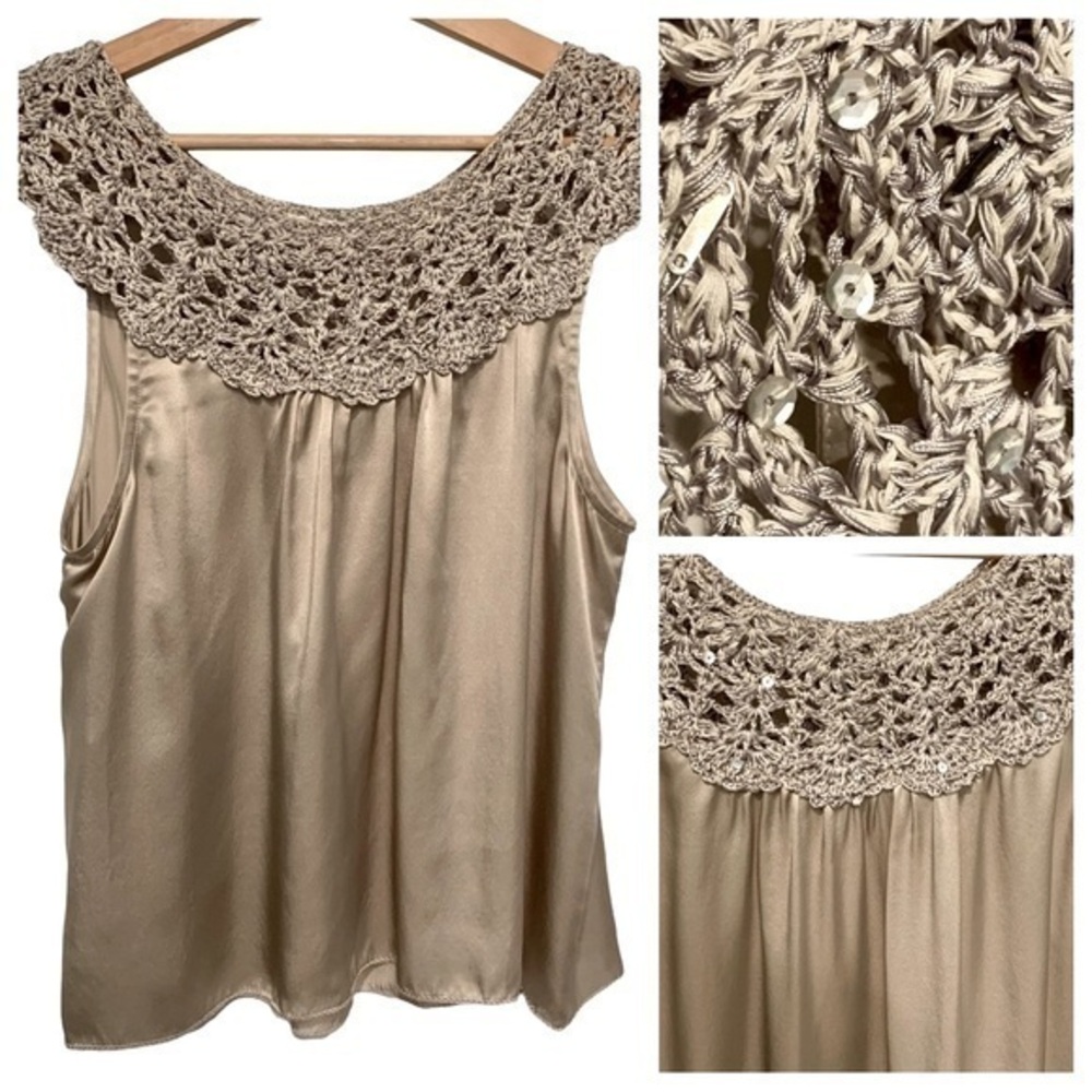 SALE! NWT Sz M Gray Silk Tank w crocheted lace neckline. Cottagecorp Boho